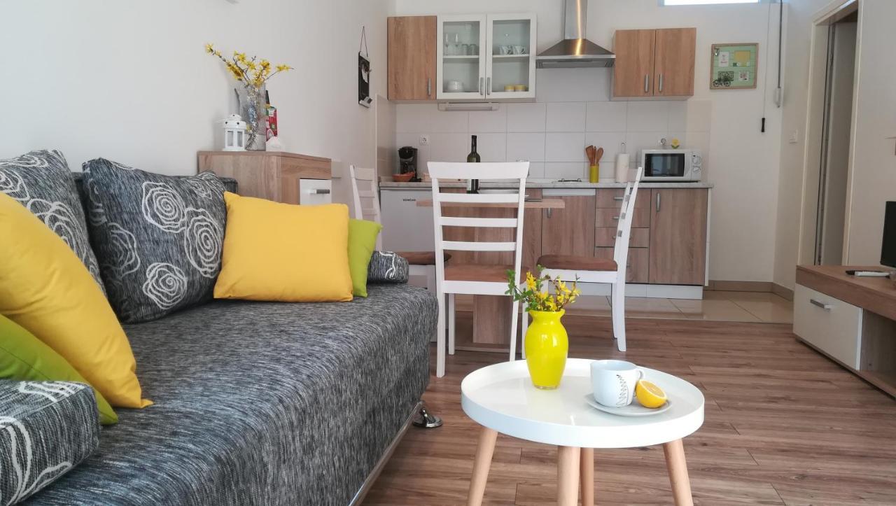 Apartment Near Center,Beach,Bus +Free Parking Zadar Exterior foto